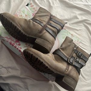 Jelly pop size 8 women’s boots
